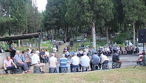 Ferizli'de Arefe Günü Etkinliği: Mezarlıkta Manevi Buluşma ve Birlik Ruhu