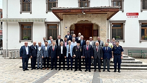 Hendek'te İlçe Protokolü Bayramlaştı