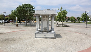 Serdivan Belediyesi Kırılan Çeşmeyi Tamir Etti