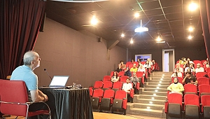 Genç Atölye’de Bilim Kurgu Filmlerinde Gelecek Tasavvufu Konuşuldu