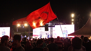  “Hep Birlikte Demokrasi Meydanı’nda Buluşalım”