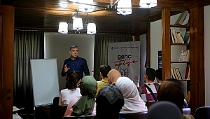 Sakarya’nın Gençleri Bu Yaz ‘Genç Atölye’de: Türkiye’nin 200 Yıllık Tarihi Konuşuldu