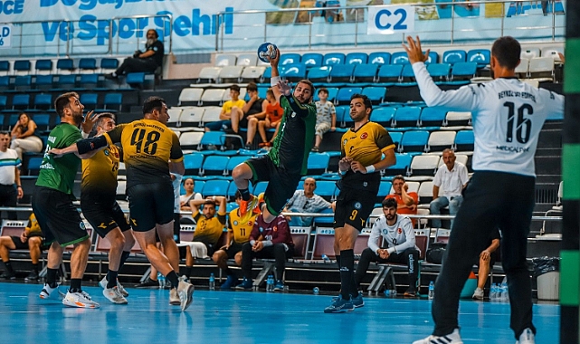 Büyükşehir Hentbol Son Şampiyon Beykoz’a Konuk Olacak