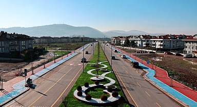 Şehirde asfalt atağı: 66 kilometre 222 bin ton asfaltla yenilendi