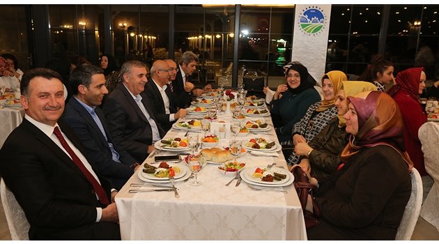 Birlikte Önemli İşlere İmza Attık