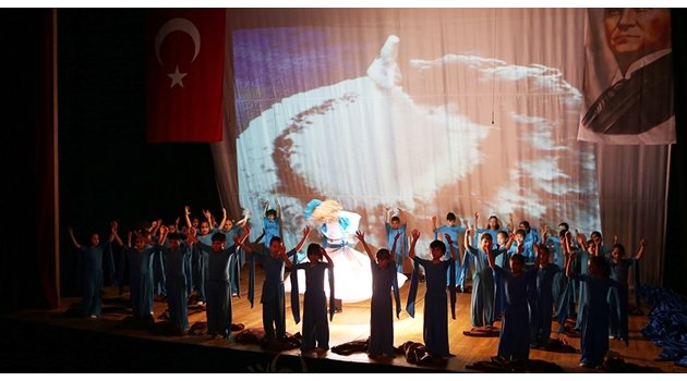 Emanete Sahip Çıkmak Vazifemizdir