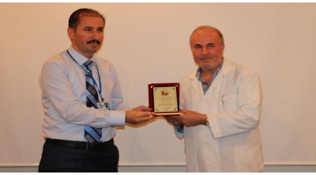 Hemşireler Günü’nde Plaketli Kutlama