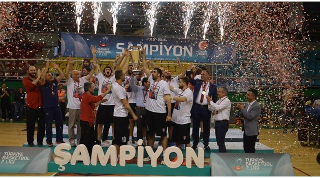 Samsun BüyükşehirBelediyesi Anakent ve Bursaspor Finalde Gülen Taraf Oldu