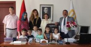 Arifiye'li Miniklerden Başkana Ziyaret