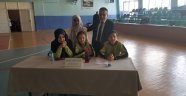 Bilgi Yarışmasında İlçe Birincisi Oldular