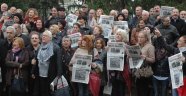 CHP’lilerden ‘Cumhuriyet Gazetesi’ Protestosu