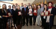 Deverenli'den Stajyerlere Teşekkür Plaketi