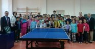 Ferdi Minikler ve Yıldızlar Masa Tenisi Turnuvası Yapıldı