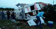  HASTA NAKLİ YAPAN AMBULANS TAKLA ATTI: 1 ÖLÜ, 3 YARALI