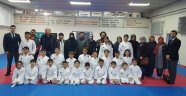 Hendek Belediyesi Karate Takımı Kuşak Terfi Etti