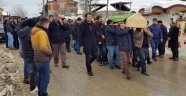 Kalp Krizinden Ölen Lise Öğrencisi Son Yolculuğuna Uğurlandı