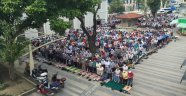 Sakarya’da Ramazan ayının son cuma namazı kılındı