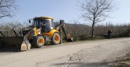 TAŞBURUN MAHALLESİNDE KANALLAR TEMİZLENİYOR