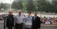  Türkiye Şampiyonu Mithatpaşa Ortaokulundan